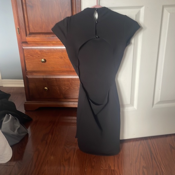 Black mini open back dress - Picture 2 of 2